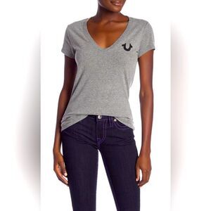 True Religion- Short Sleeve Tee shirt with Logo.    Size: Large Color: Gray